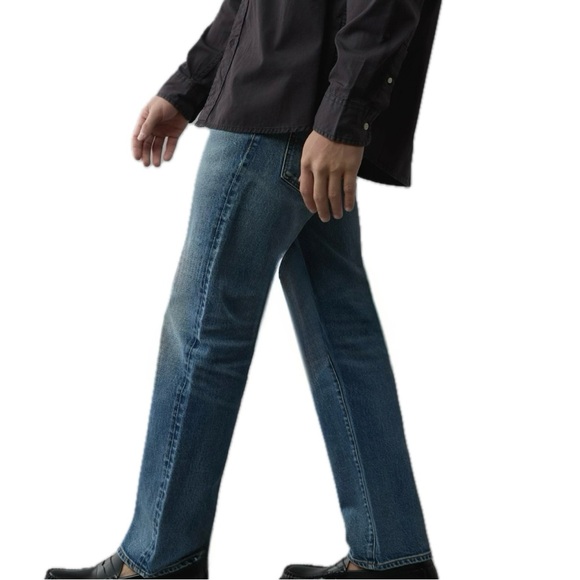 NWT American Eagle Easyflex Straight Jeans New Size 30 X 36 $60 Ripped - Picture 2 of 8